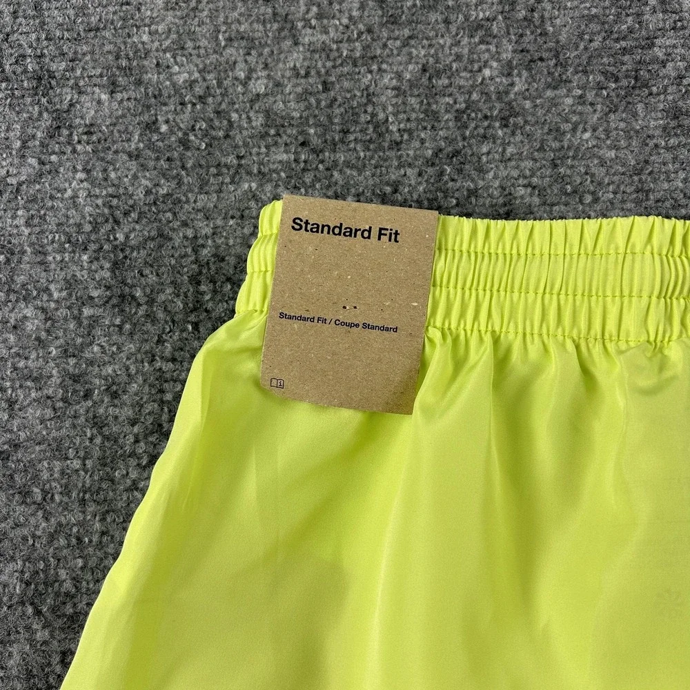Nike Shorts Kids Large Yellow‎ Training Standard Fit Gym Athletic 7.5 Inseam
